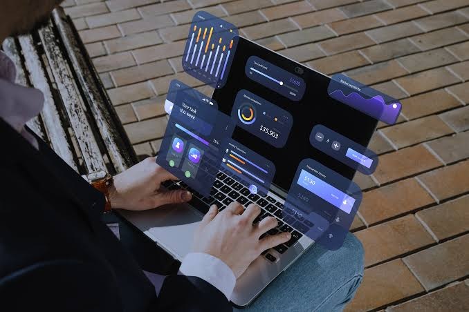 Giải pháp Digital Core Platform xây dựng các hệ thống: Chính quyền 2 cấp, Sàn Thương mại điện tử, Quản lý toàn diện Doanh nghiệp (CRM, ERP, Warehouse, Fintech, Auto call…), Trung tâm IOC tích hợp AI và thiết kế module nghiệp vụ theo yêu cầu (CĐS015)